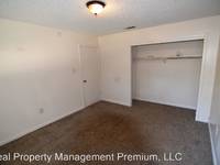 $725 / Month Apartment For Rent: 9449 Hampton Way Apt. #5 - Real Property Manage...