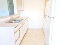 $1,245 / Month Apartment For Rent: 2320 Sunnybrook Dr #102 - Brookside Office Port...