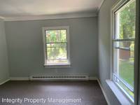 $1,450 / Month Apartment For Rent: 1224 Creek Locks Rd. - Apt. 3 - Integrity Prope...