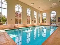$1,350 / Month Apartment For Rent: Impeccably Remodeled, In/Outdoor Pools, Excepti...