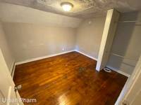 $995 / Month Apartment For Rent: 737 College NE - Urban Pharm | ID: 3787961