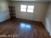 $850 / Month Home For Rent: 208 W 5th St Apt D - NC Rentals 247 LLC | ID: 1...