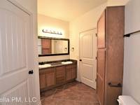 $1,195 / Month Apartment For Rent: 1006 Goetz Unit 5 - Stella.PM, LLC | ID: 7591655