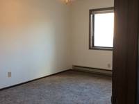 $950 / Month Apartment For Rent: 2060 Meadow Lane 2 - Elite One Property Managem...
