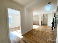 $4,500 / Month Apartment For Rent: Stunning 3 Bedroom Apartment For Rent In Boerum...