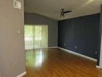 $1,250 / Month Apartment For Rent