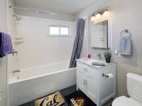 $925 / Month Room For Rent: 2434 Piedmont Ave - 2434 Piedmont LLC | ID: 952...