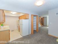 $1,800 / Month Apartment For Rent: 6100 Vine Street, #K-57 - Chateau Development L...