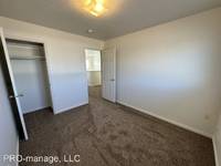 $1,250 / Month Apartment For Rent: 3555 E Deloy Drive #3 - PRO-manage, LLC | ID: 7...