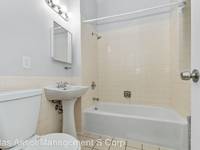 $1,610 / Month Apartment For Rent: 4358 S Indiana Ave Unit 1 - Atlas Asset Managem...