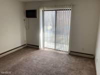 $915 / Month Apartment For Rent: Beds 2 Bath 1 - Www.turbotenant.com | ID: 11551393