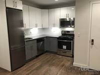 $4,588 / Month Apartment For Rent: No Fee & 1/2 Mo Free! Stunning 3 Bedroom Fo...
