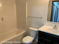 $1,325 / Month Apartment For Rent: 901 E Olive Street #106 - Stanbrough Realty Com...
