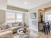 $720 / Month Apartment For Rent: 2015 7th St - Liv Lavender (DSM) | ID: 11482612