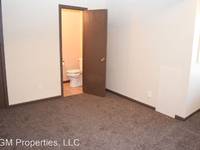 $800 / Month Apartment For Rent: 2712 B 27th - MGM Properties, LLC | ID: 3667288
