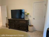 $1,595 / Month Apartment For Rent: 801 West Creek Lane - Lette Management Group | ...