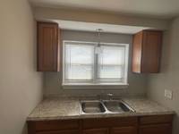 $975 / Month Apartment For Rent: 1306 Potomac A 1324 - Apt 2 - Potomac Living Ce...
