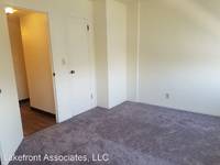 $1,350 / Month Apartment For Rent: 235 S Oakdale Ave. - 702 - Lakefront Associates...