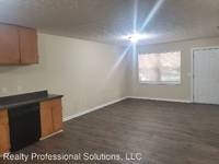 $975 / Month Home For Rent: 510 Gibbs St. Apt C - Realty Professional Solut...