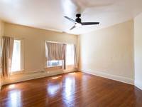 $815 / Month Apartment For Rent: 315 W Lee St Unit 3 - Fantastic Apartment Near ...