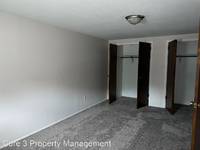 $500 / Month Apartment For Rent: North Lincoln - 211 N Lincoln #9 - 1 And 2 Bedr...