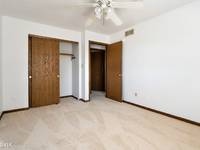 $2,400 / Month Townhouse For Rent