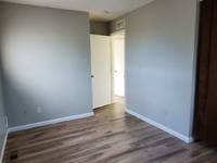 $950 / Month Apartment For Rent: 1131 N Arrowhead Ridge - Independence Duplexes ...
