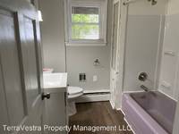 $1,025 / Month Apartment For Rent: 410 West Holly - Unit C - TerraVestra Property ...