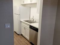 $2,295 / Month Apartment For Rent: 1020 Roswell - Unit B - The Property Management...