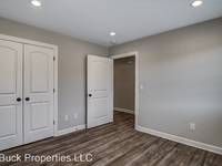$1,900 / Month Apartment For Rent: 1637-A Charleston Drive - T Buck Properties LLC...