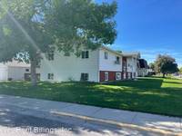 $1,200 / Month Apartment For Rent: 1404 Yellowstone Ave - Unit #4 - We Rent Billin...
