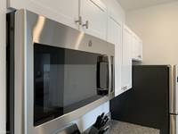 $2,880 / Month Apartment For Rent: 60E: Furnished/Flex-Lease - 1-bed W Attached Ga...