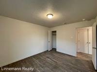 $1,450 / Month Apartment For Rent: 1814 B Clovis Drive - Linnemann Realty | ID: 11...