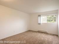 $1,450 / Month Apartment For Rent: 1999 NE Division St. - 32 - Golfside Apartments...