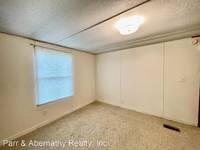 $1,225 / Month Home For Rent: 5015 - 1 Middle Road - Parr & Abernathy Rea...