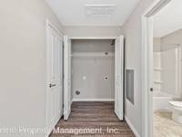 $1,030 / Month Apartment For Rent: 3995 S. Hamilton Rd. - Metropolitan House | ID:...