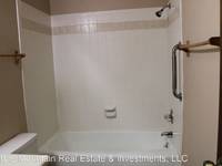 $995 / Month Apartment For Rent: 3267 Executive Hills Rd. #B - 1 - Purple Mounta...