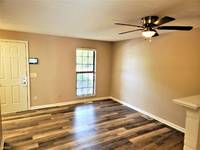 $1,595 / Month Condo For Rent: 6509 Blossomwood - Eastwood Glen Condominium Co...