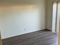 $2,250 / Month Apartment For Rent: Peacock West 646 W Fairview Ave, Unit 06 - Stan...