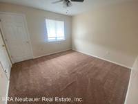 $1,050 / Month Apartment For Rent: 6101 Harvey St - Unit 2 - ERA Neubauer Real Est...