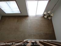 $1,050 / Month Apartment For Rent: 400 Oak Trail - MiddleTown Property Group, LLC....