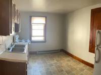 $875 / Month Apartment For Rent: 115 S Market Street Apt. #202 - American Herita...