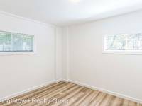 $1,650 / Month Apartment For Rent: 545 Oakview Road Unit #4 - LivingIntown Realty ...