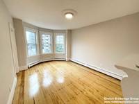 $4,600 / Month Apartment For Rent