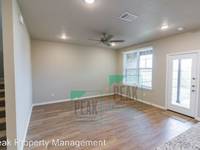$2,650 / Month Home For Rent: 518 Willow Crossing East - Peak Property Manage...